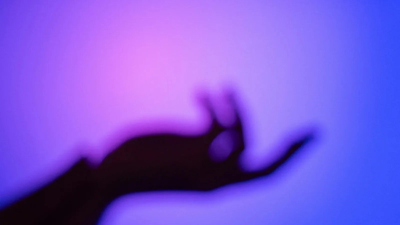 que-es-el-phygital-en-la-experiencia-de-cliente