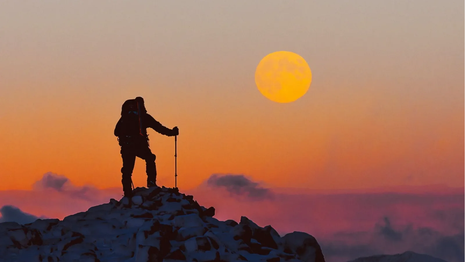 fatima-martinez-a-la-cima-no-se-llega-superando-a-los-demas-sino-superandote-a-ti-mismo-1